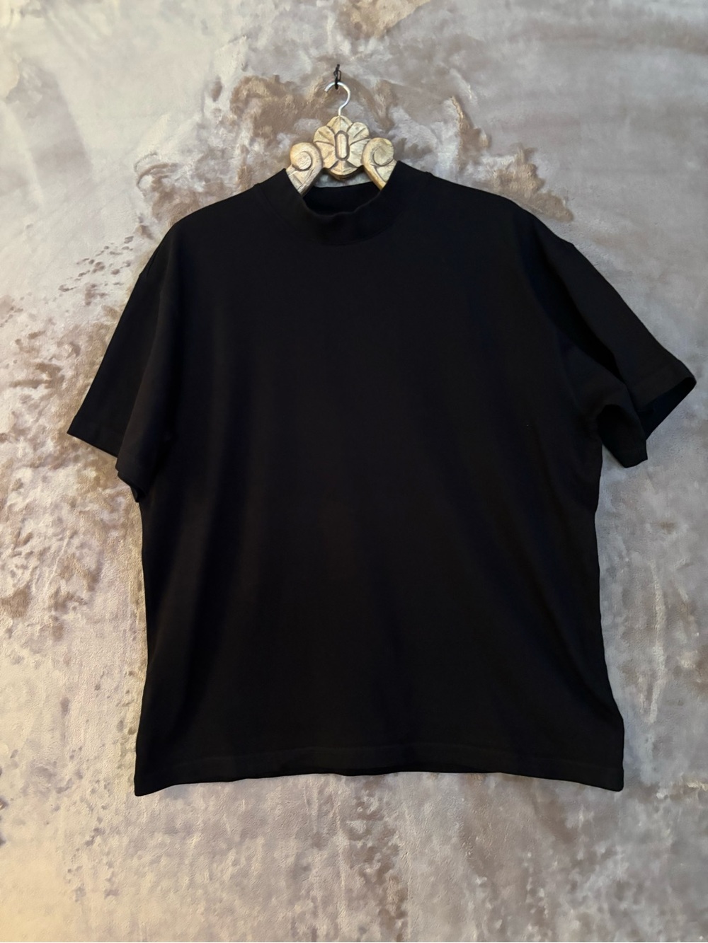 Inicio Apparel Black Short-Sleeve Mock Neck Tee Size L